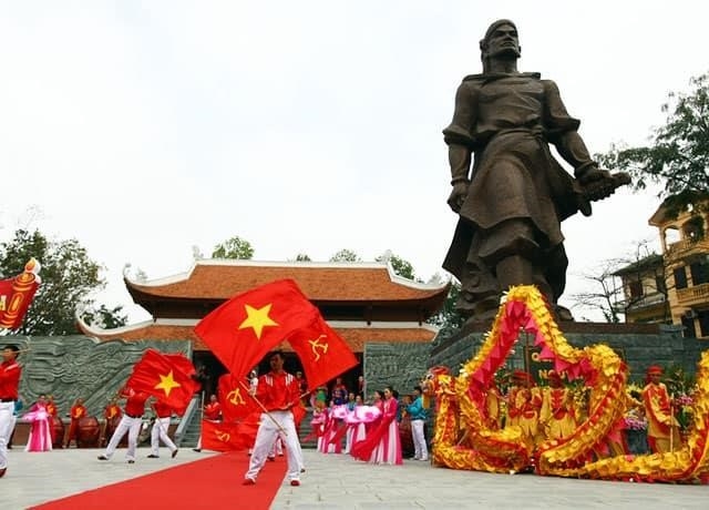 Bảo tàng Lịch sử Anh hùng Quốc gia Quang Trung.